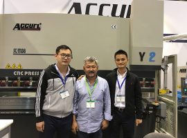Accurl participated in the Chicago machine tool and Industrial Automation Exhibition in 2016